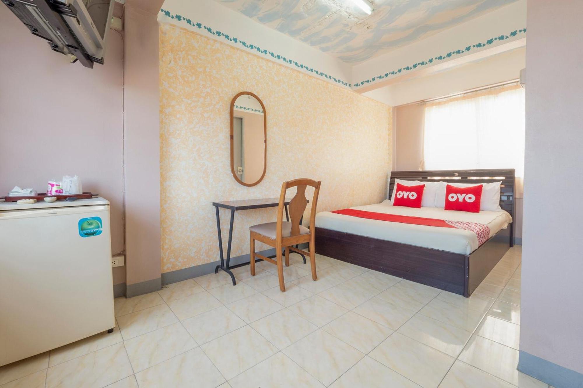 Hotel Oyo 1152 Hongpak Mint Bangsaen Esterno foto