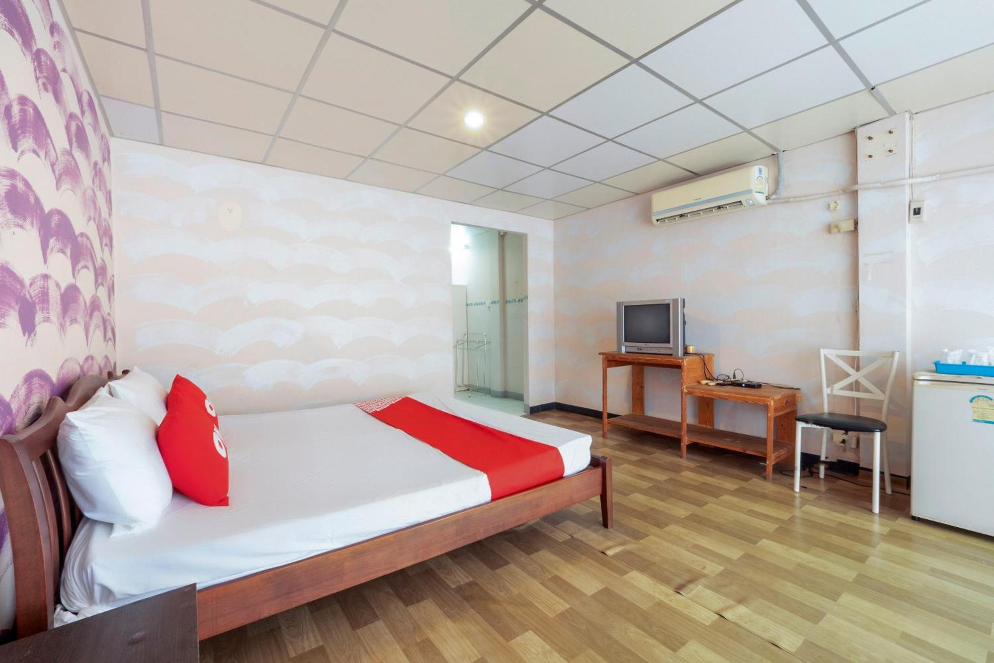Hotel Oyo 1152 Hongpak Mint Bangsaen Esterno foto