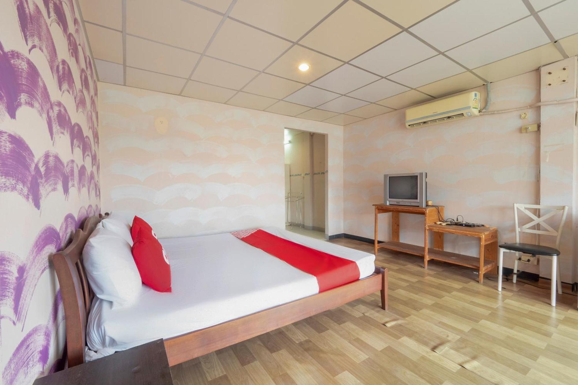 Hotel Oyo 1152 Hongpak Mint Bangsaen Esterno foto