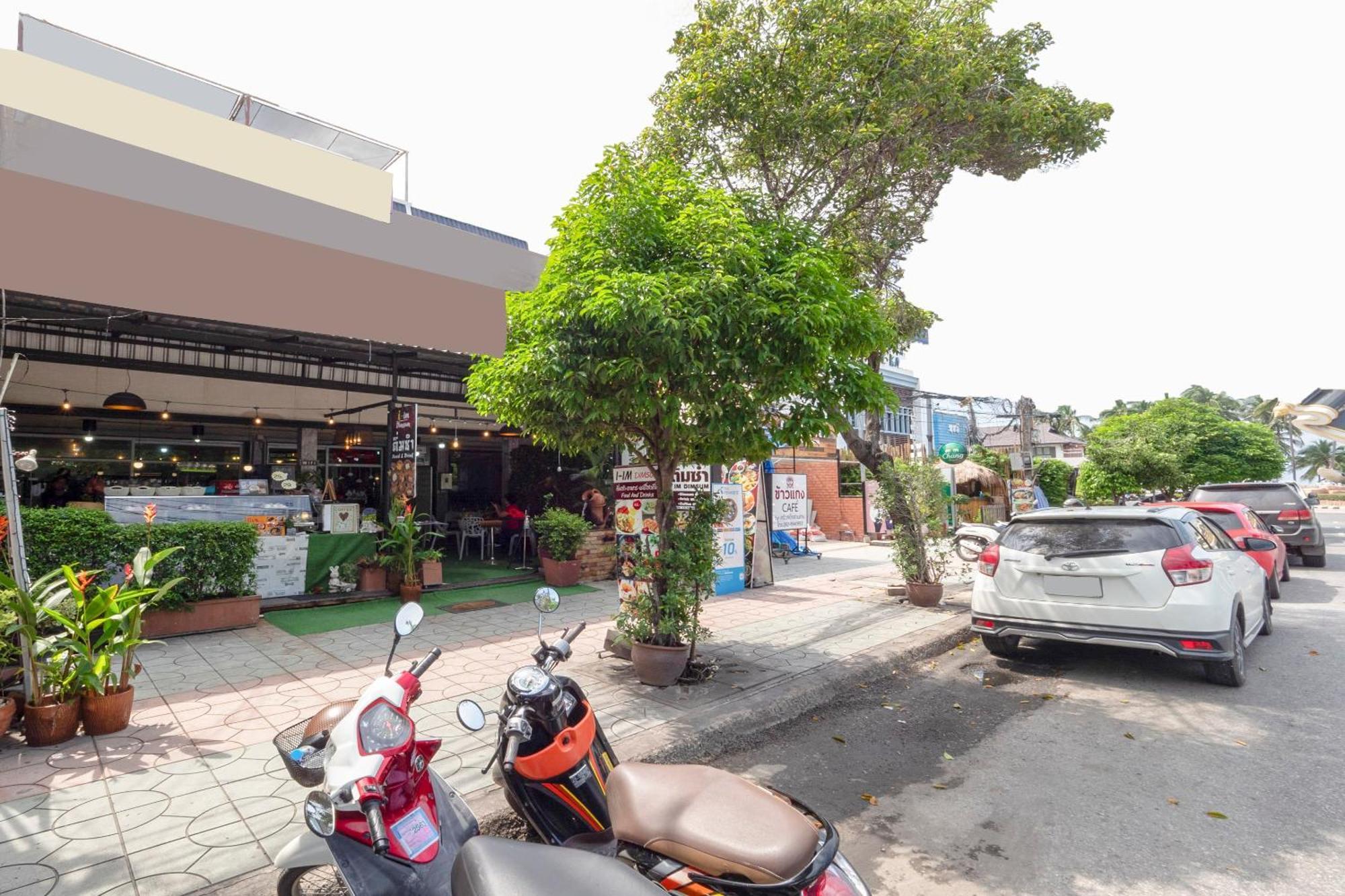 Hotel Oyo 1152 Hongpak Mint Bangsaen Esterno foto